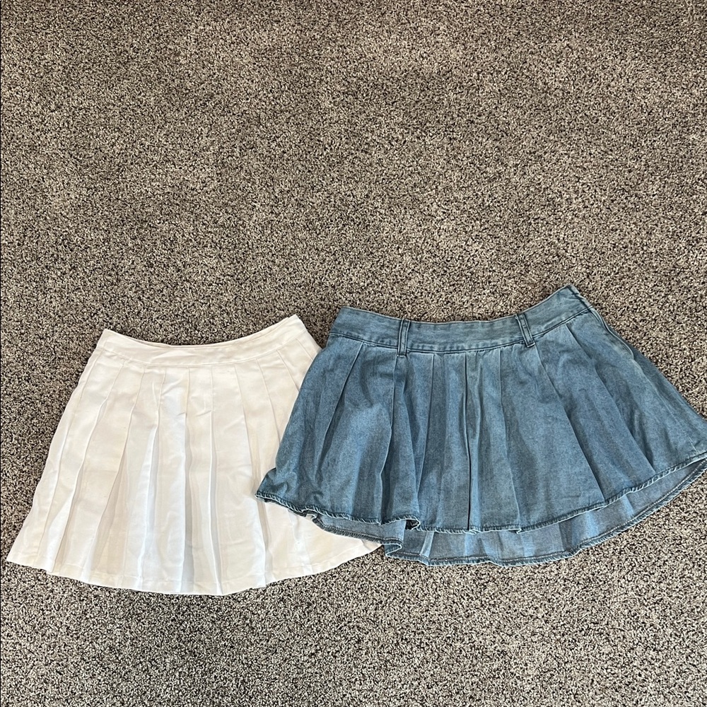 White and Blue Pleated Skirts Women’s S